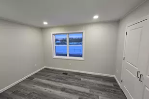 184 Howard St, Ludlow, MA 01056 - Photo 21