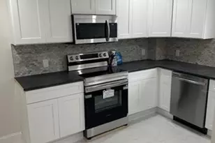 122 Park, Stoughton, MA 02072 - Photo 3