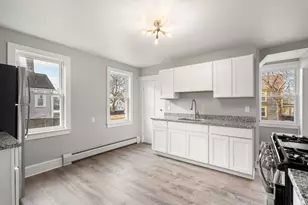 19 Shawmut Ave, New Bedford, MA 02740 - Photo 15