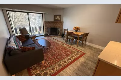 390 Broadway #24, Somerville, MA 02145 - Photo 5