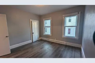 104 Rodney St #2, Worcester, MA 01605 - Photo 3