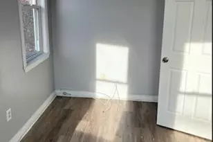 76 Walnut St, Peabody, MA 01960 - Photo 5