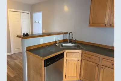 76 Walnut St #4, Peabody, MA 01960 - Photo 3