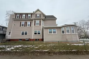 132 Coburn Ave, Worcester, MA 01604 - Photo 3