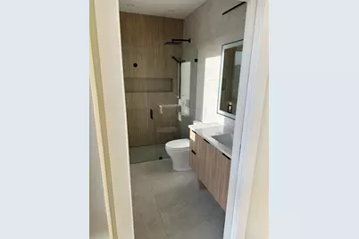 152 W 3rd Street #1, Boston, MA 02127 - Photo 7