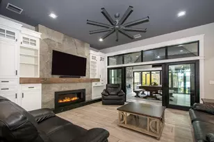 28 S Main St, Carver, MA 02330 - Photo 9