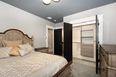 28 South Main Street, Carver, MA 02330 - Photo 21