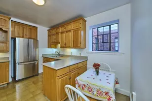 100 Sewall Ave, Brookline, MA 02446 - Photo 11