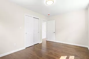 105 Birchwood Dr, Swansea, MA 02777 - Photo 11