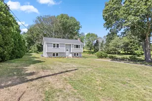 105 Birchwood Dr, Swansea, MA 02777 - Photo 27