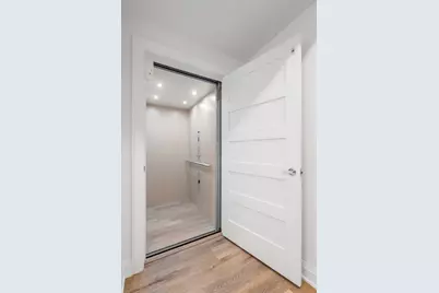 956 Walnut St #5, Newton, MA 02461 - Photo 5