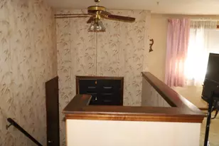 208 Tamarack Dr, Springfield, MA 01129 - Photo 17