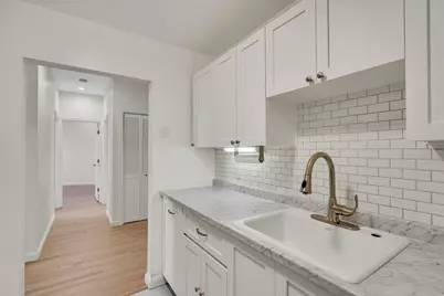 19 Wiget St #505, Boston, MA 02113 - Photo 9