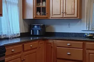 58 Oak St, Boston, MA 02136 - Photo 3