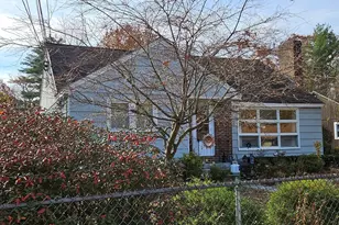 71 Chapel St, Shirley, MA 01464 - Photo 1