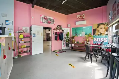 218-226 Saint James Blvd, Springfield, MA 01104 - Photo 9