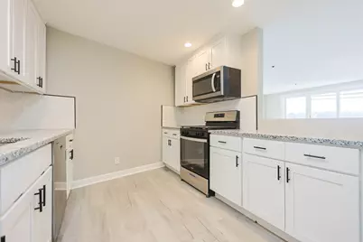 348 Rantoul Street #202, Beverly, MA 01915 - Photo 5