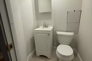 34 Arnold St, Quincy, MA 02169 - Photo 19