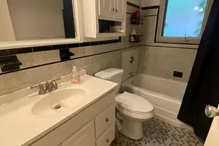 275 Tappan St, Brookline, MA 02446 - Photo 17