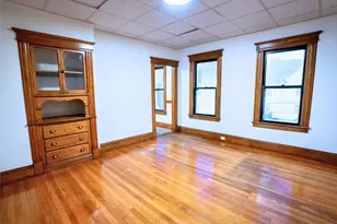 29 Pasco, Springfield, MA 01151 - Photo 5