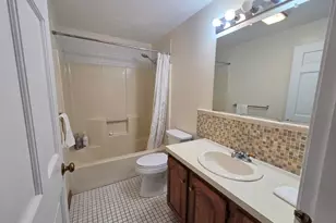 138 Quincy Shore Dr, Quincy, MA 02171 - Photo 15