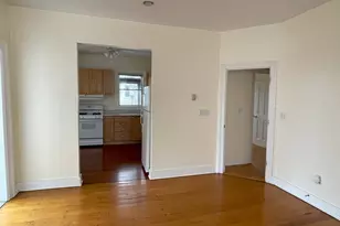 22 Walnut Pl, Newton, MA 02460 - Photo 3