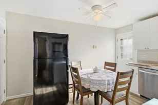 189 Essex St, Springfield, MA 01151 - Photo 9