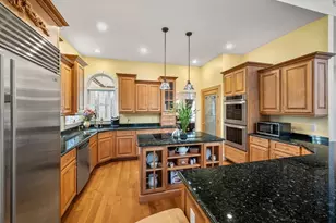 332 Division Rd, Dartmouth, MA 02748 - Photo 7