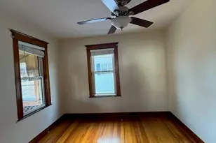 55-57 Evans St, Medford, MA 02155 - Photo 21