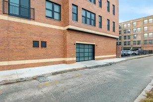 340 W 2nd St, Boston, MA 02127 - Photo 35