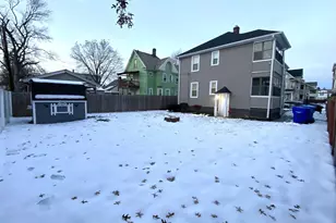 46 Mooreland St, Springfield, MA 01104 - Photo 5