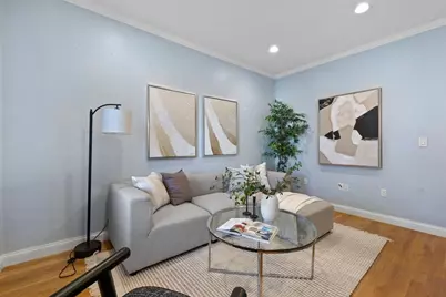 242 W 5th St #3, Boston, MA 02127 - Photo 11