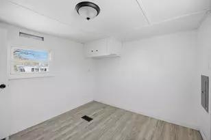 404 Southwick Rd, Westfield, MA 01085 - Photo 21