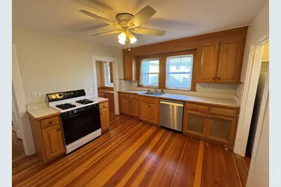 121-123 Hammond Road #123, Belmont, MA 02478 - Photo 9