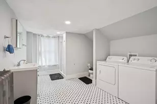 101 Mt Pleasant Ave, Boston, MA 02119 - Photo 23