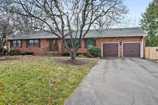 298 Lisle St, Braintree, MA 02184 - Photo 3