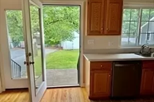 17 Myrtle St, Watertown, MA 02472 - Photo 3