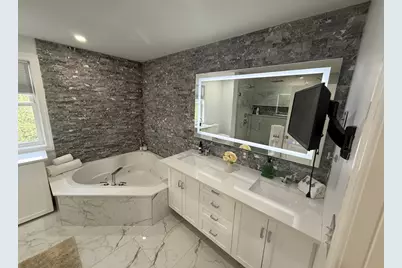 30 Aprils Way, Tewksbury, MA 01876 - Photo 25