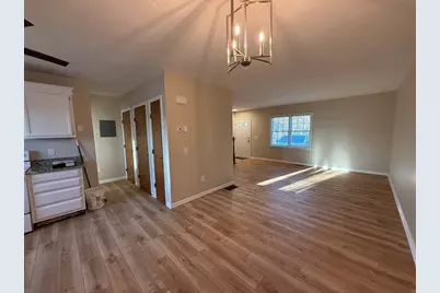 230 Beacon Street #3, Clinton, MA 01510 - Photo 5