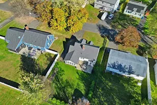 167 Wolcott Ave, West Springfield, MA 01089 - Photo 23