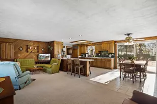 11 Reservoir Dr, Danvers, MA 01923 - Photo 3