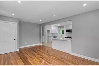 249 Barneyville Rd, Swansea, MA 02777 - Photo 11