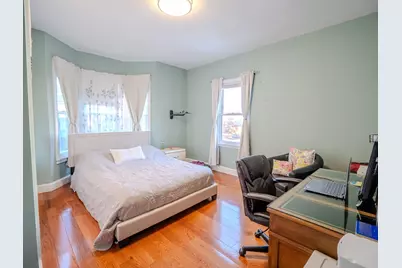 2 Hillside Ave, Somerville, MA 02145 - Photo 13