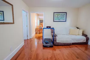 2 Hillside Ave, Somerville, MA 02145 - Photo 11