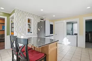 5 Ripley Pl, Worcester, MA 01610 - Photo 9