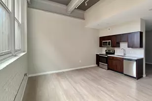 6 Chatham St, Worcester, MA 01609 - Photo 3