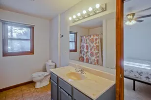 419 Southwick Rd, Westfield, MA 01085 - Photo 9