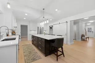 4 Aerial St, Lexington, MA 02421 - Photo 5