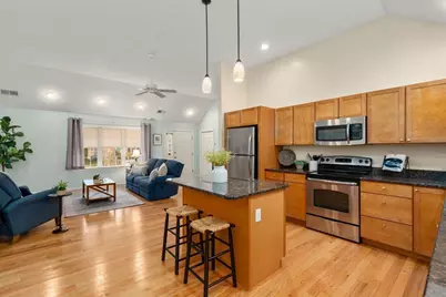 42 Brewster Rd #42, Stoughton, MA 02072 - Photo 9