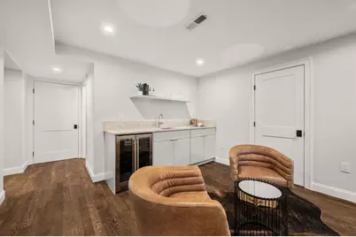 209 High St, Brookline, MA 02445 - Photo 29